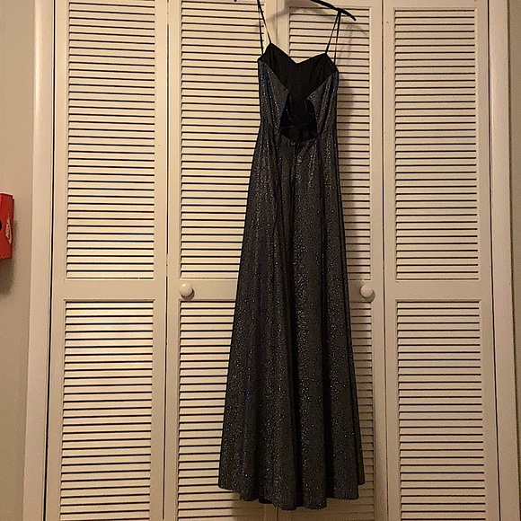 Prom Dress - Picture 2 of 4